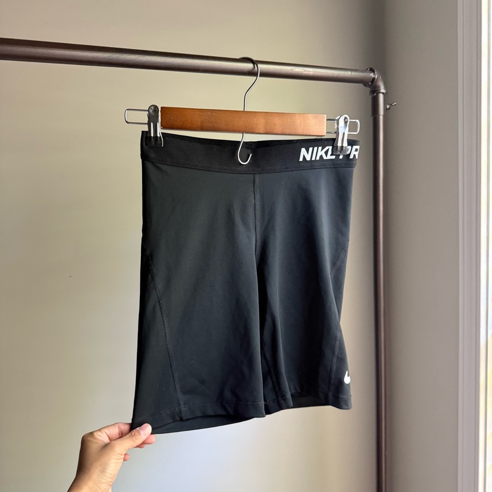 Nike spandex workout shorts 8inch